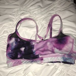 Lululemon sports bra